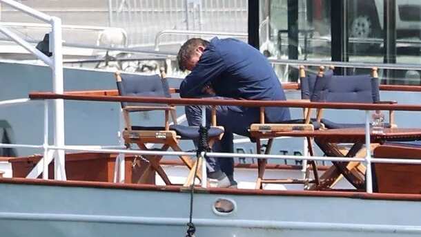 La cantante, actriz y empresaria estadounidense Jennifer López cumplió este domingo 53 años