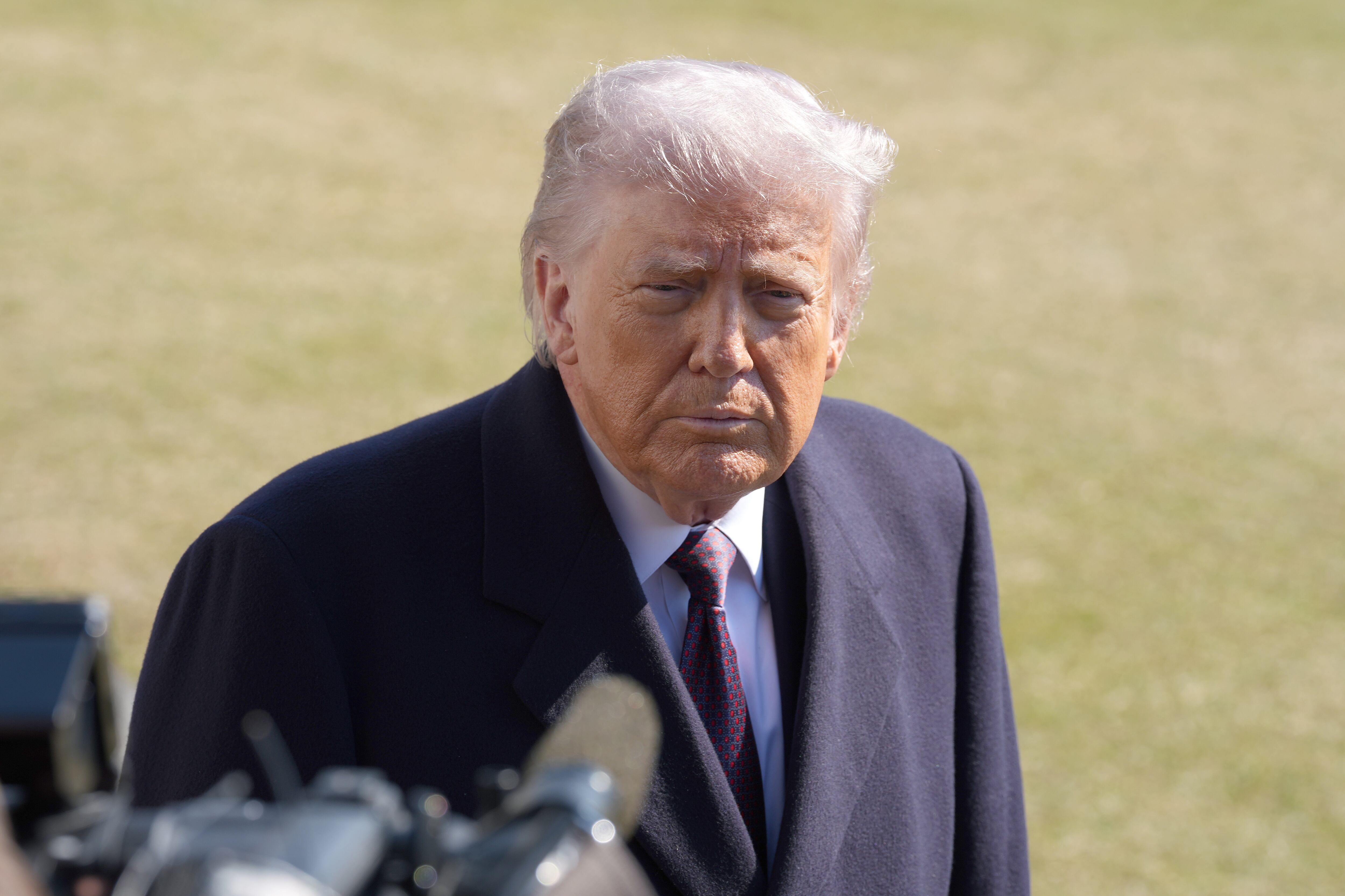 Donald Trump afirma que la operación militar contra Irán podría durar casi un mes