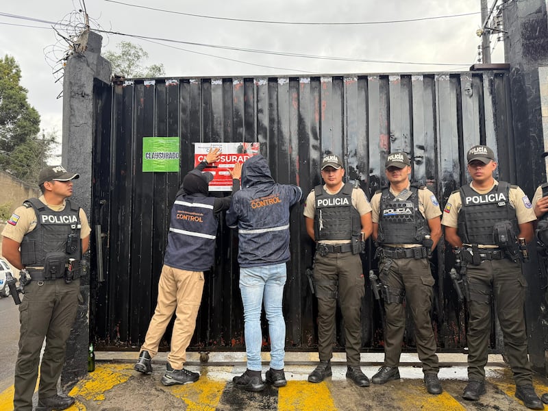 Operativo policial en el night club