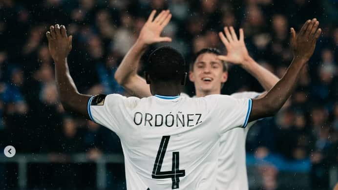 Joel Ordóñez con el Club Brujas de Bélgica