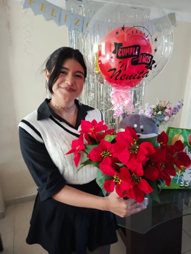 Nathaly Mafla dejó su celular a un amigo y desapareció tras ingresar al baño de su universidad en Quito. Foto: Cortesía de la familia de Nathaly a Metro Ecuador