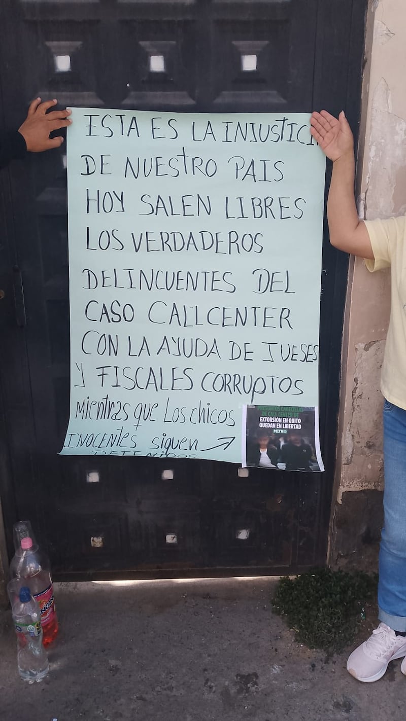 Familiares de procesados en el caso Call Center Extorsivo en Quito denuncian presuntas irregularidades judiciales