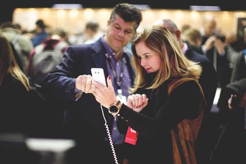 Protegen sus dispositivos ante hackeos revelados de la CIA