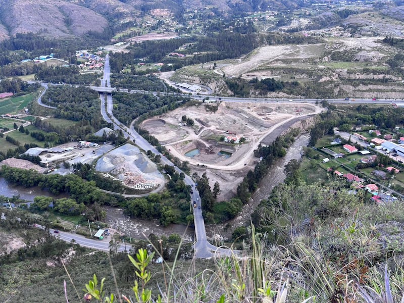 Cierres temporales en vías de Cuenca por trabajos de construcción de la PTAR Guangarcucho este miércoles.