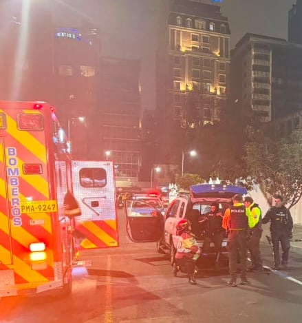 Quito: Delincuente fue abatido tras asalto a una farmacia en la 6 de Diciembre