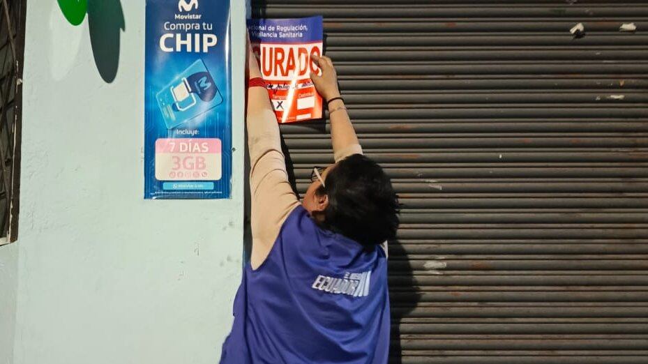 Detectan más de 5 mil medicamentos irregulares en farmacia de Quito