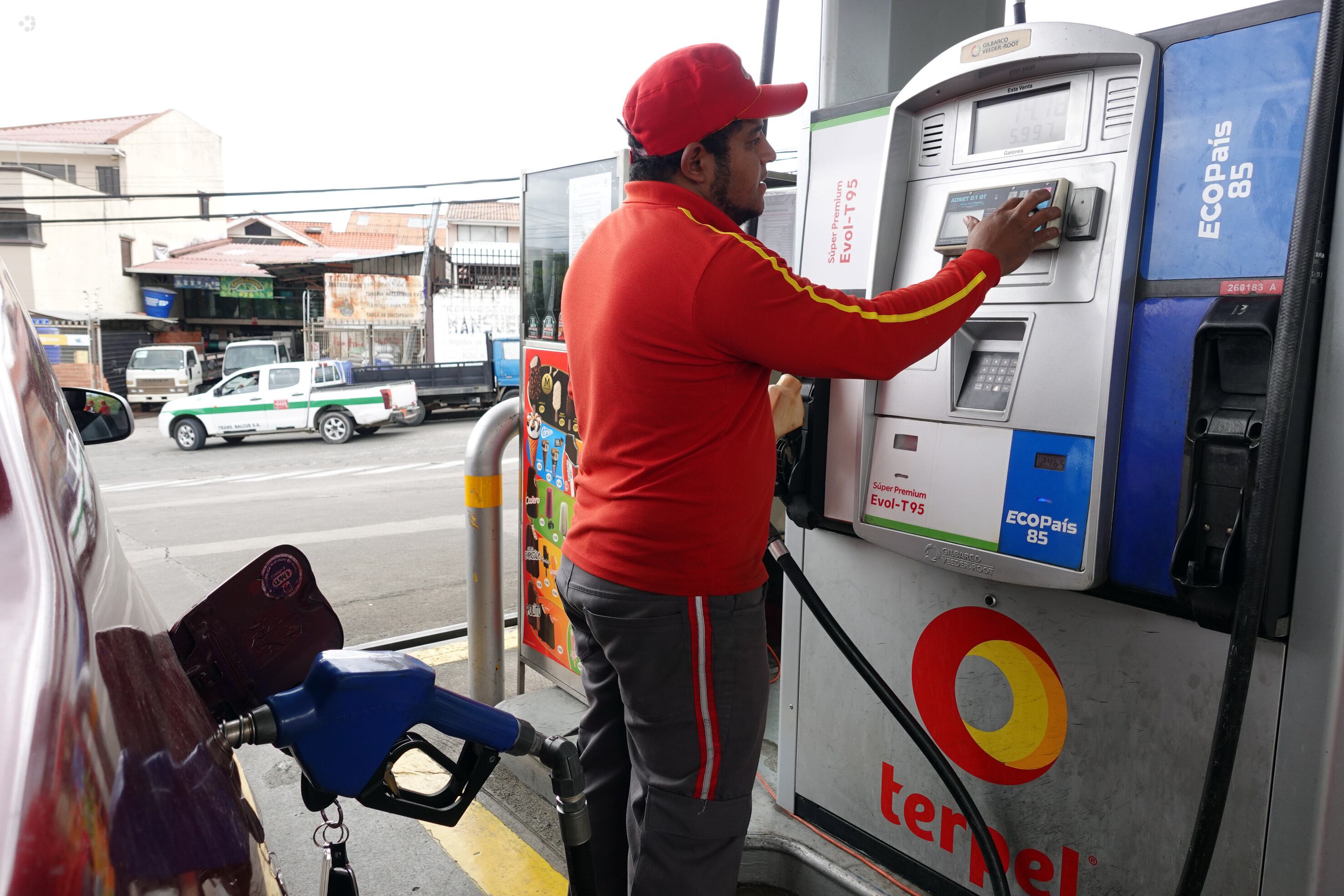 Los precios de las gasolinas de Ecuador se volverán a ajustar este 12 de julio 