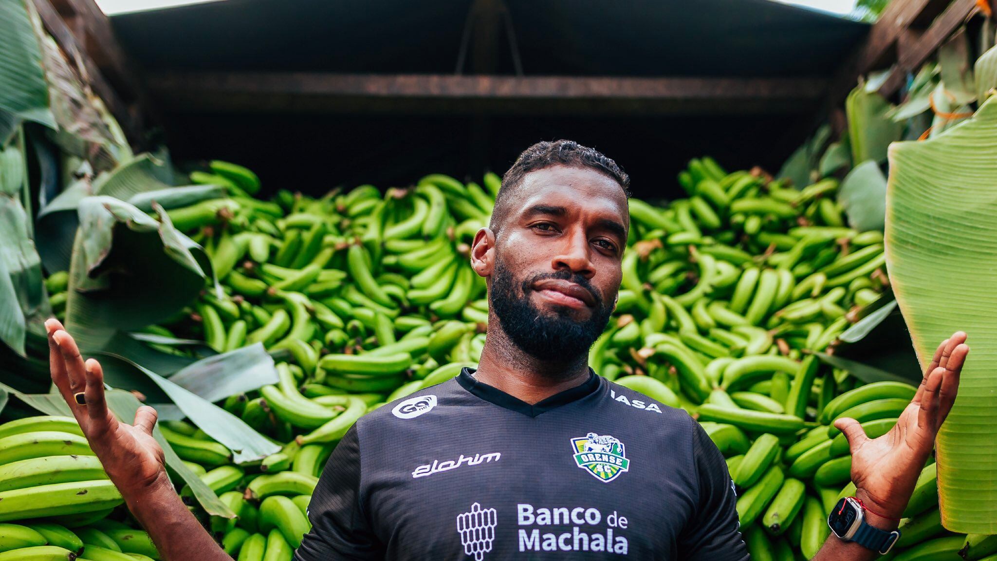 Orense SC y su nueva indumentaria 2023