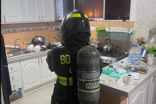 Cinco personas se intoxicaron tras inhalar monóxido de carbono en Quito