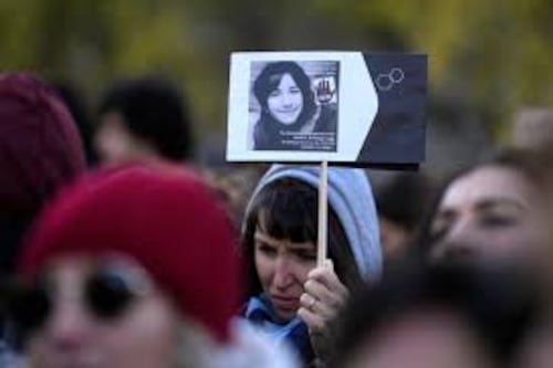 Italia aprueba el feminicidio como delito autónomo y lo castiga con cadena perpetua