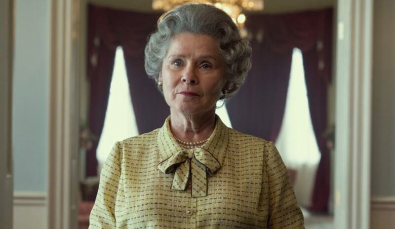 A atriz de 64 anos observou que seu tempo como Rainha será muito diferente de quando Claire Foy (temporadas 1 e 2) e Olivia Colman (temporadas 3 e 4) lideraram o papel.