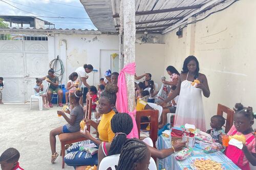 Hellen Quiñónez regresó a Esmeraldas para homenajear a 10 mil personas por Navidad