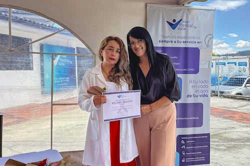 Vive Medical Valle, impulsa la prevención del cáncer de mama con la jornada “Tócate a Tiempo, Vive Rosa”