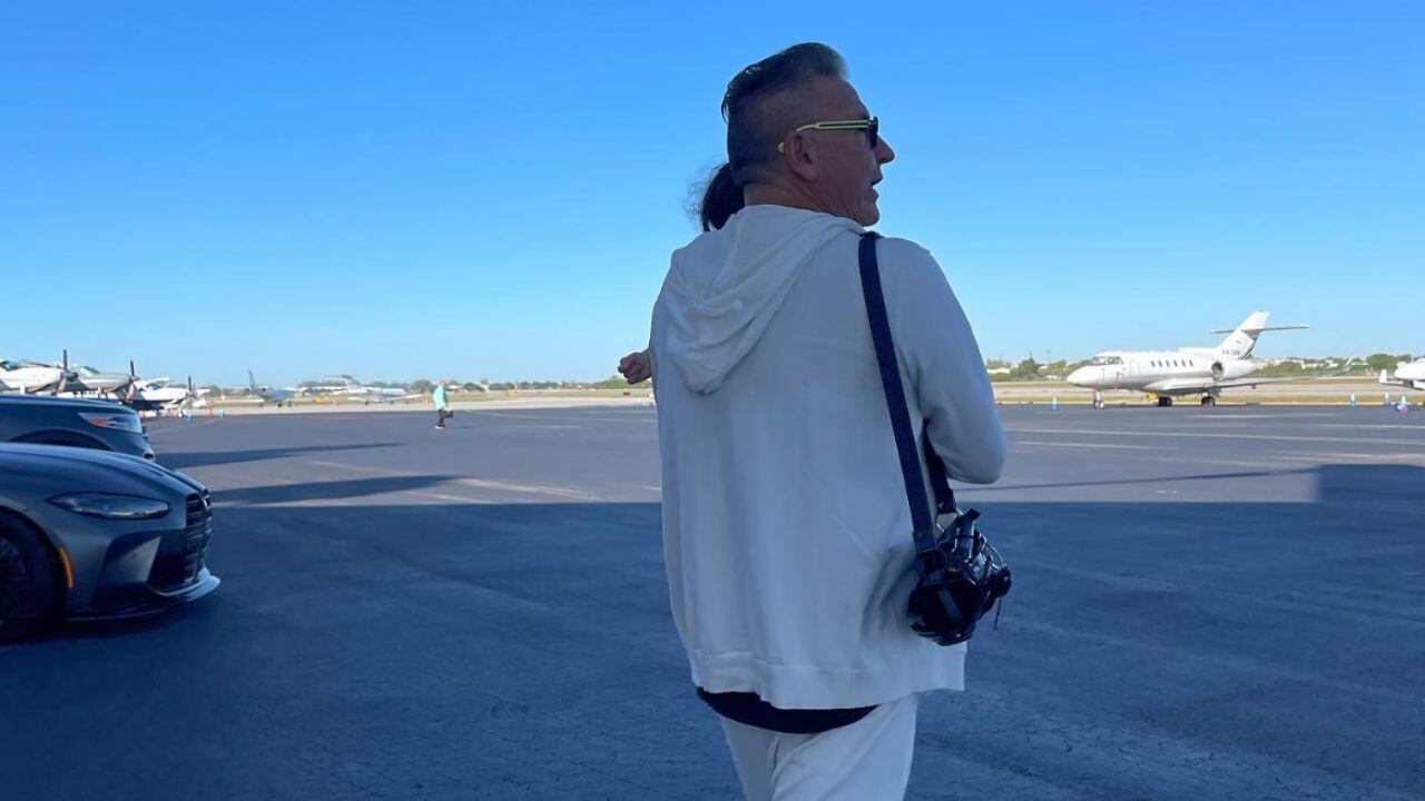 Ricardo Montaner ignora el género no binario de Índigo