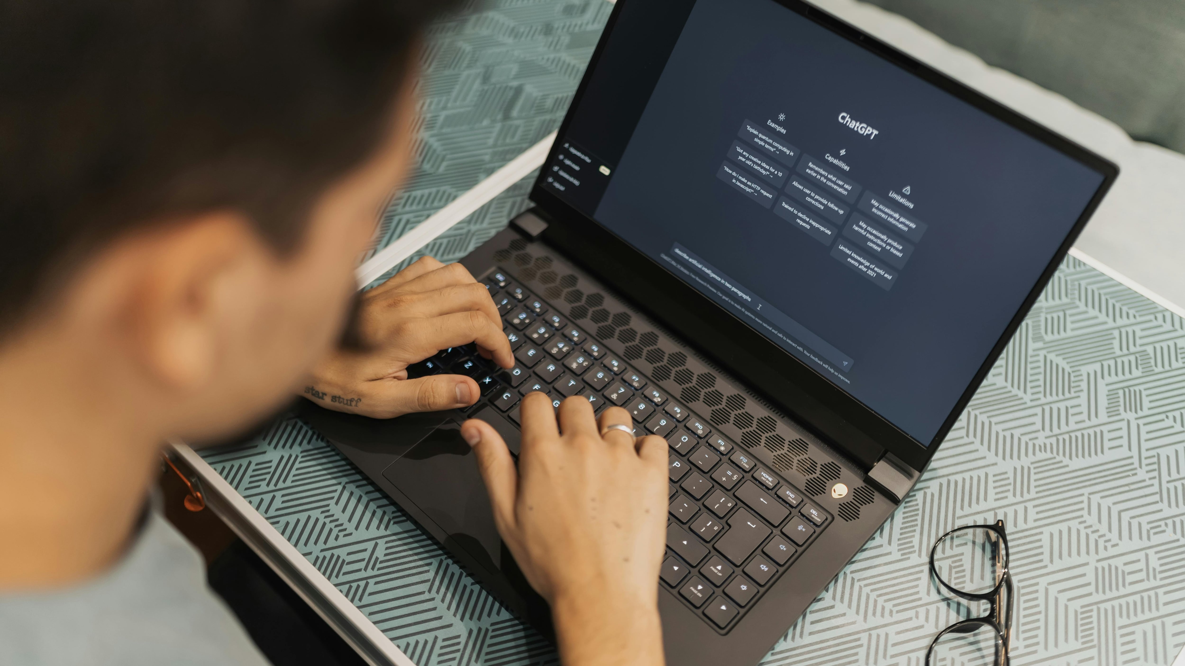 Psicosis inducida por IA: cómo la inteligencia artificial afecta la salud mental