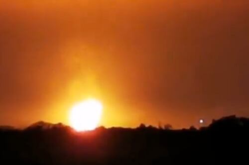 Gigante explosión provoca una bola de fuego en Oxford, Reino Unido