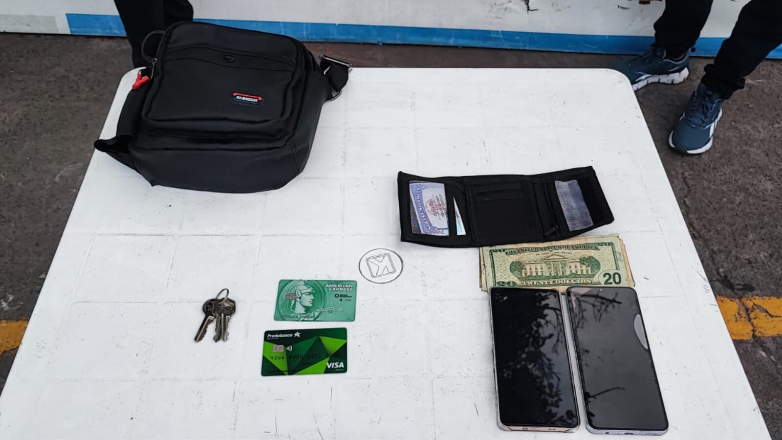 Sujetos le dijeron a extranjero que eran de “Los Tiguerones” para robarle en el sur de Quito