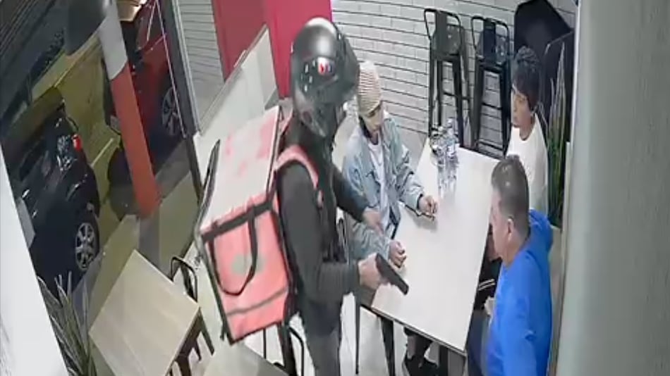 Video: capturan a delincuente que sembraba zozobra en Cumbayá con fachada de delivery