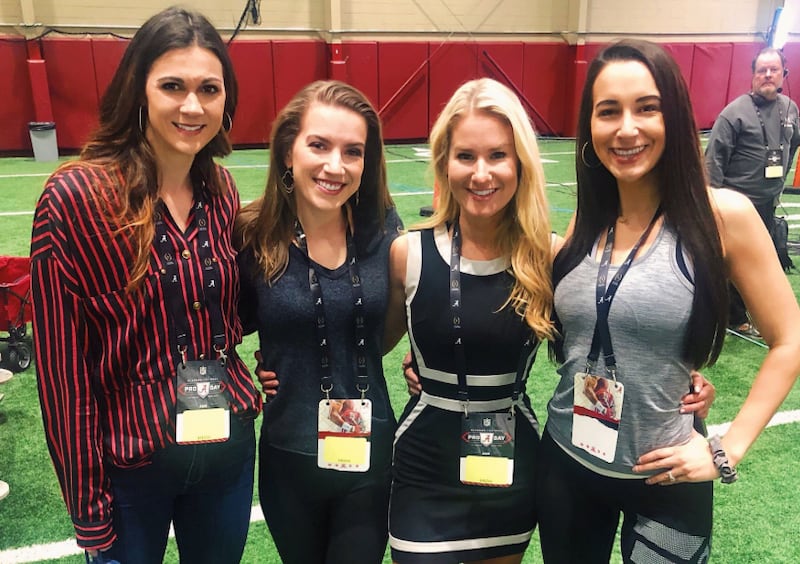 La periodista Christina Chambers y su pareja fueron encontrados muertos en su domicilio