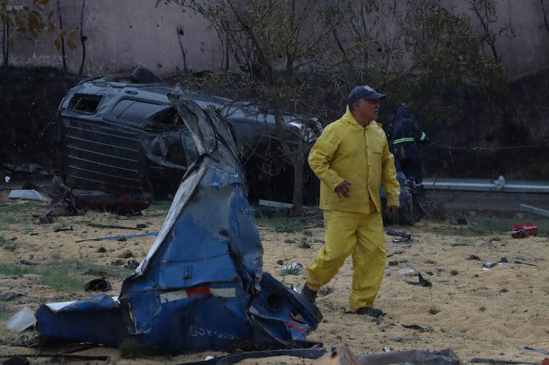 Así quedaron los vehículos tras accidente donde tres personas murieron calcinadas en la Ruta Viva, en Quito