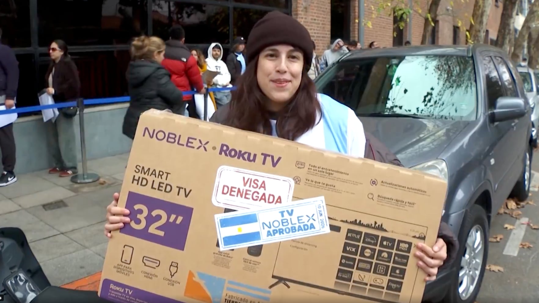 Fiebre mundialista: empresa argentina regaló televisores a quienes les rechazaron la visa para Estados Unidos - Fuente: Video de X
