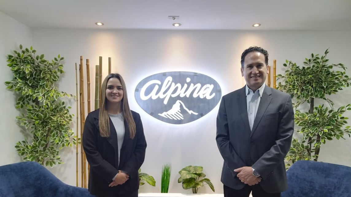 Entrevista de CEO a CEO. Ximena Wagner, Gerente General de Alpina Ecuador y Hernán Cueva, CEO de Metro Ecuador.