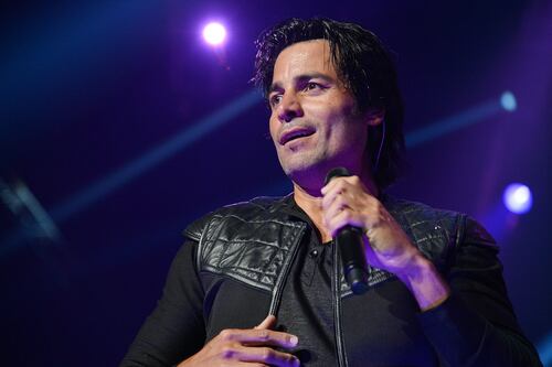El hijo de Chayanne envuelto en escándalo por supuesta foto íntima