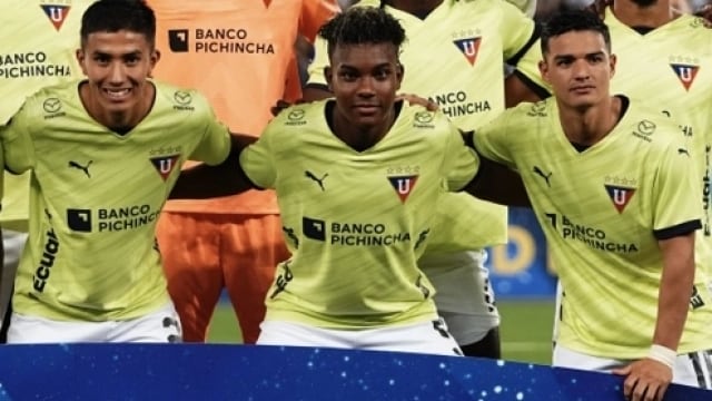 Sebastián González, Óscar Zambrano y Alexander Alvarado con Liga de Quito