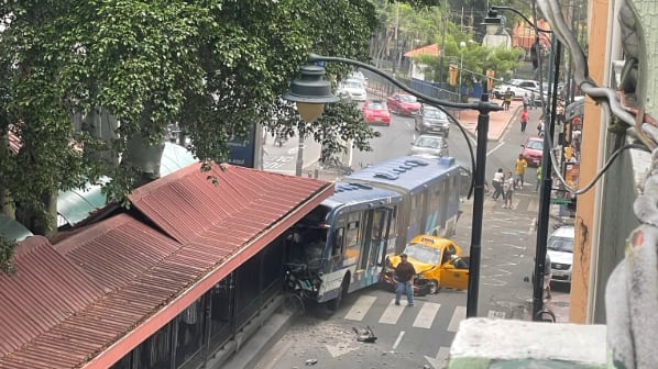 Metrovía, accidente