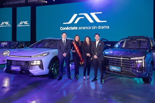 JAC Azul revoluciona el mercado automotriz en Ecuador con el portafolio más completo, accesible y tecnológicamente avanzado del país