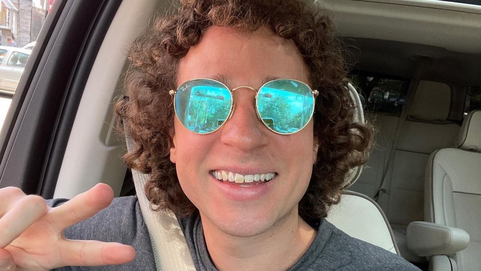 Luisito Comunica