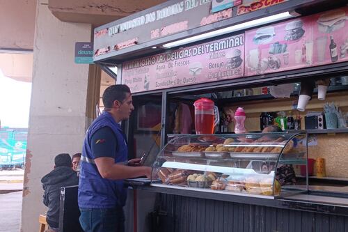 Cierran cinco locales en Terminal Terrestre de Cuenca por falta de higiene