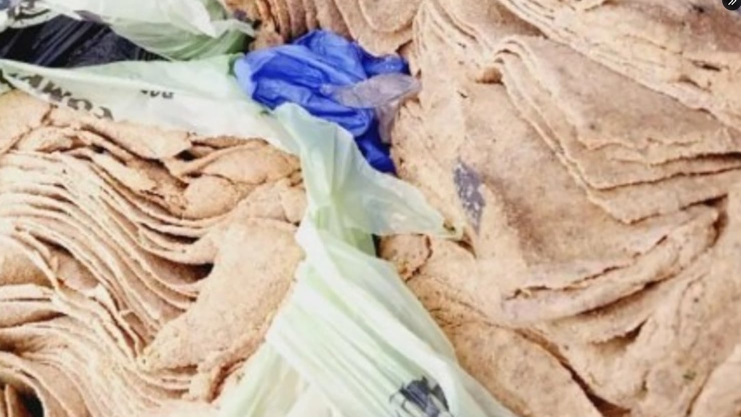 ¡Insólito! Hombre vendía milanesas hechas de cartón y papel higiénico - Fuente: Foto de la web