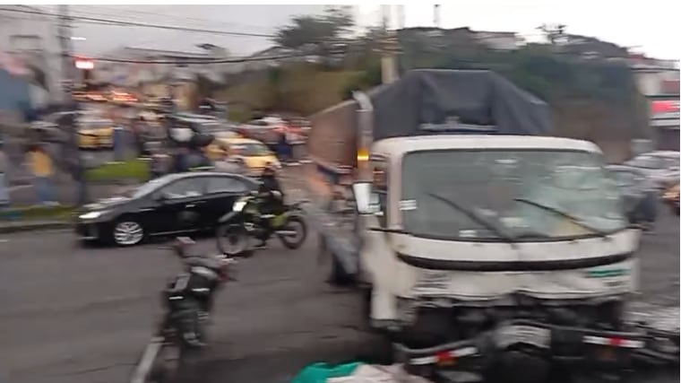 Accidente de tránsito en el norte de Quito deja una persona fallecida