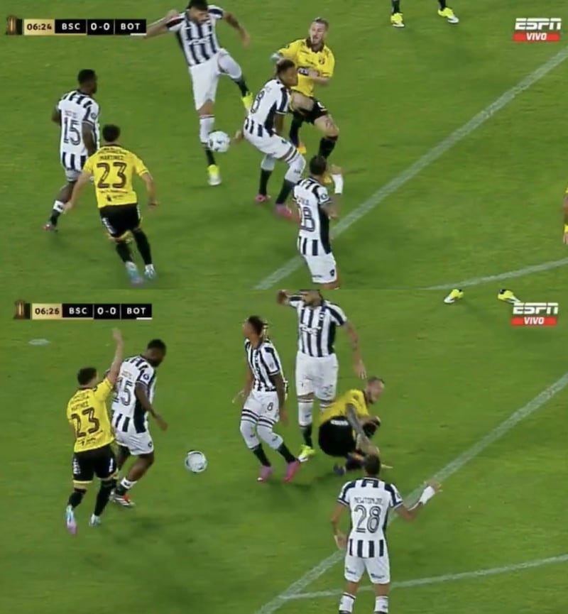 Polémica jugada de Darío Benedetto.