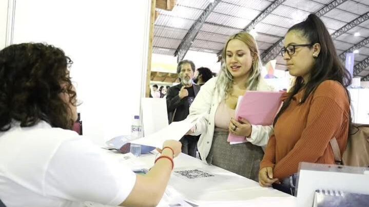 Feria de empleo en Quito en octubre.