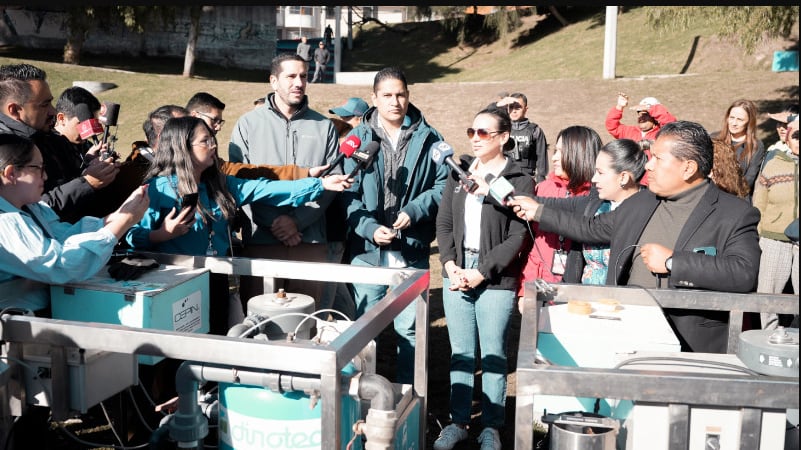 Instalación de tres plantas móviles potabilizadoras para abastecer de agua a barrios del sur de Quito