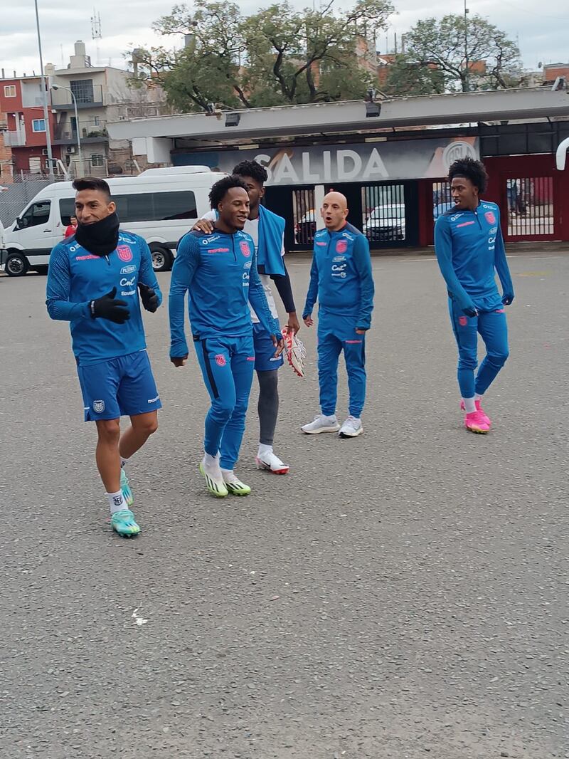 Los muchachos de la Tricolor concentrados en los entrenamientos antes del partido frente a la selección de Lionel Scaloni.