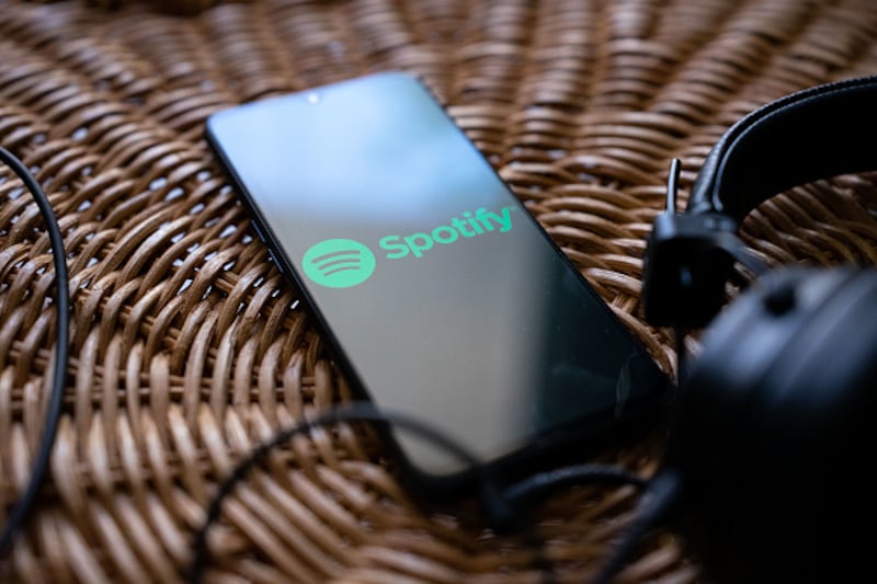 ¿Qué provocó la caída global de Spotify?
