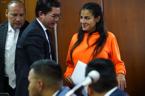 Mayra Salazar reaparece para anunciar su ruptura con su abogado y pareja, Leonardo Toledo