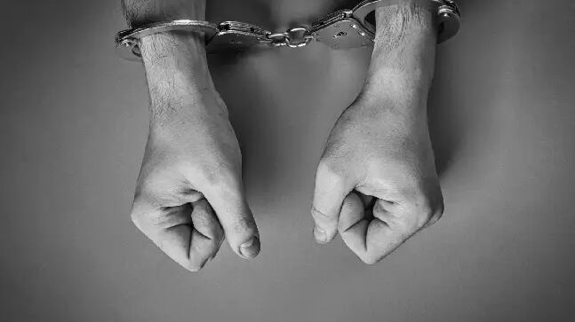 Sujeto abusó de su hijo de cinco años en Chimborazo