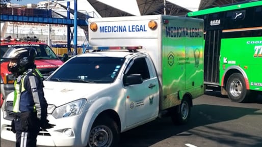Víctima de atropellamiento en La Vicentina, en Quito, se habría bajado del bus en movimiento, según testigos