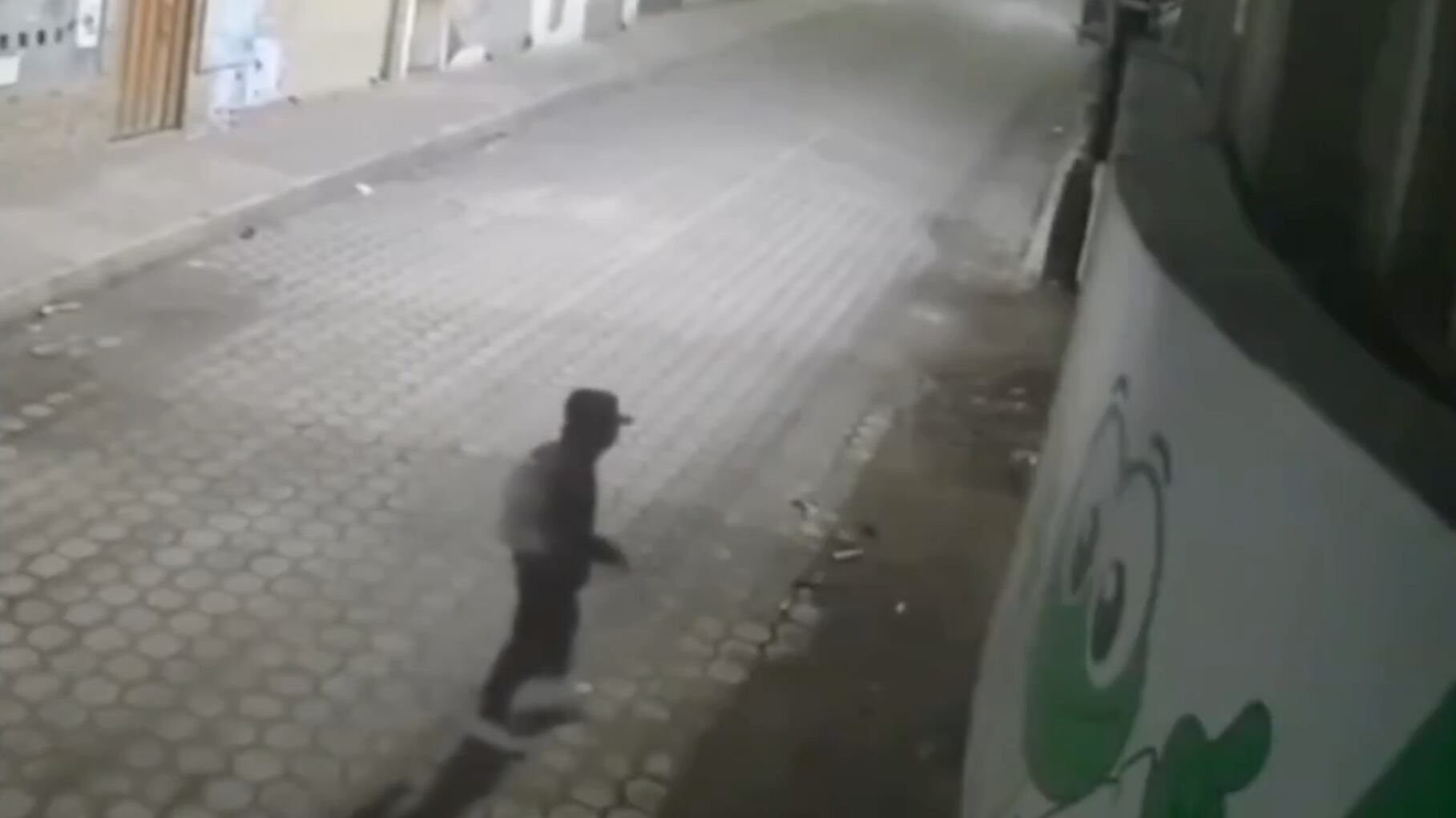 Delincuente se electrocuta durante robo en el sur de Quito