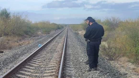 Hallan cuerpo de un ecuatoriano en los rieles de 'La Bestia'