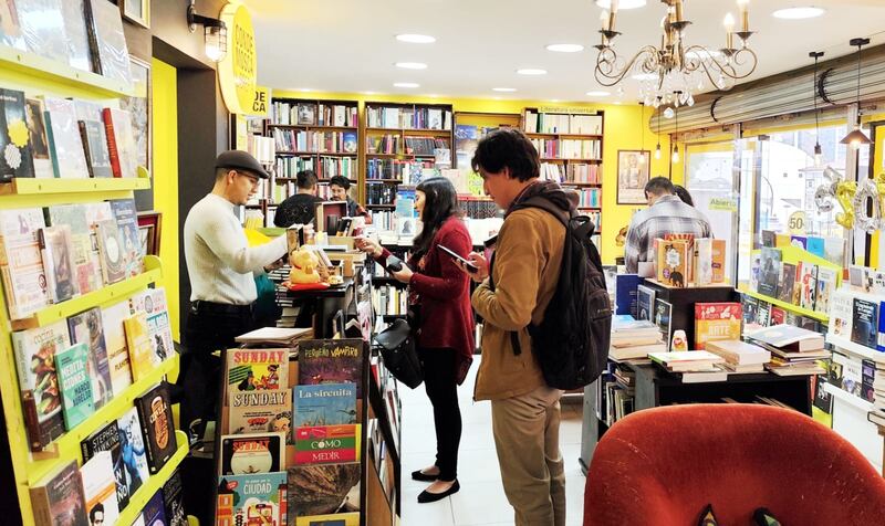 Famosa librería en Quito cumple 10 años y lo celebra con descuentos desde 1 dólar. Foto: Cortesía