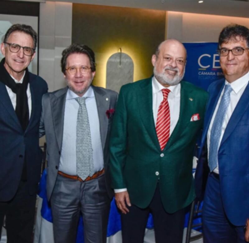 Lanzamiento oficial de la revista TRICOLORE