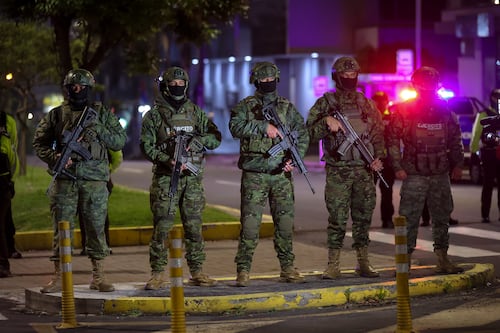 124 detenidos en Ecuador en la primera jornada de toque de queda