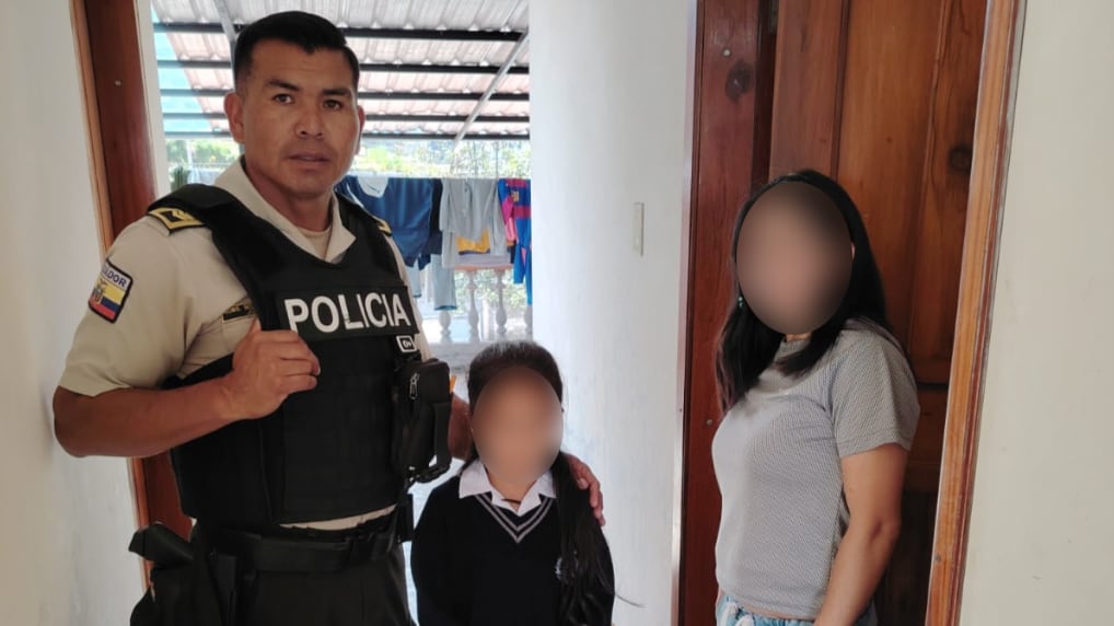 Niña de siete años reportada como desaparecida fue localizada caminando sola y llorando por la Av. Simón Bolívar