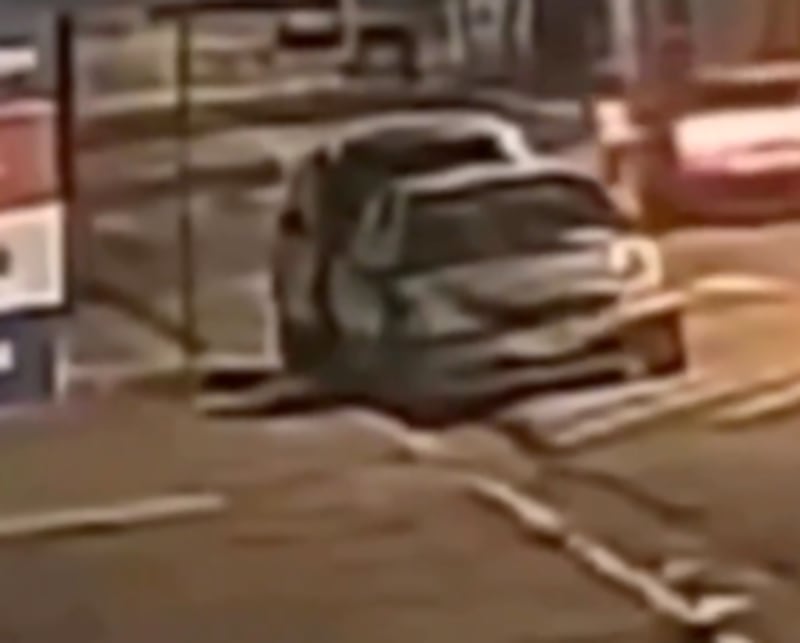 Persecución mortal en São Paulo: la pareja celosa embistió a Raphael Costa y su amiga Joyce Corrêa.