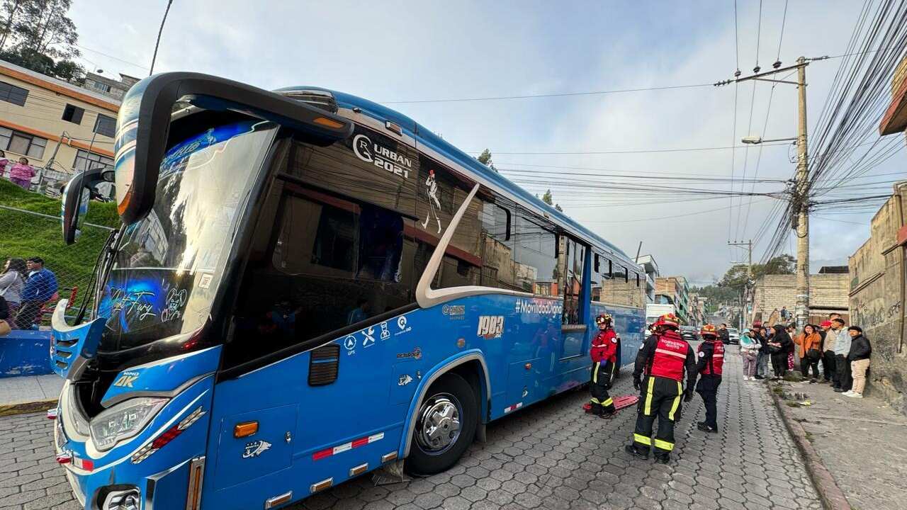 Bus involucrado en atropello al norte de Quito